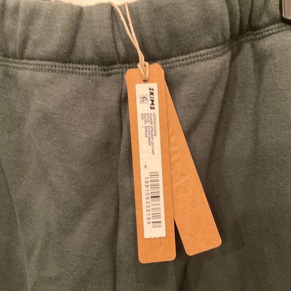 #0487 NWT SKIMS COTTON FLEECE CLASSIC  STRAIGHT LEG PANT SZ: LARGE COLOR: SPRUCE - Picture 3 of 4